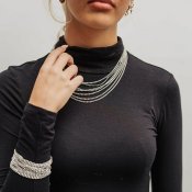 BOW19 Details - Strass Multi Row Bracelet