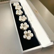 The ShoeLace Brand - Rosi – Pearl Flower Button Charm Silver