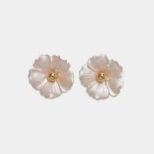 BOW19 Details - Iris Flower Earrings Pearl White