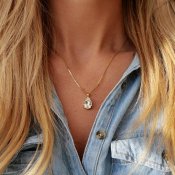 Caroline Svedbom - Mini Drop Necklace Guldplätering Crystal