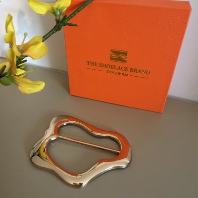 The ShoeLace Brand - Decor Bucle Universal Gold