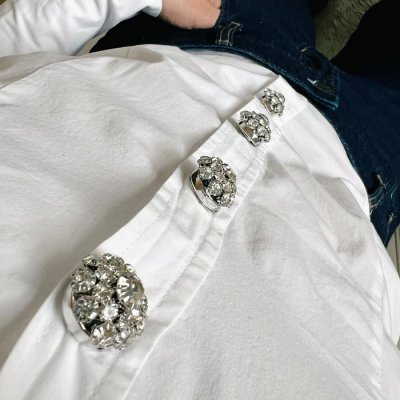 The ShoeLace Brand - Olivia – Crystal Flower Button Charm Silver