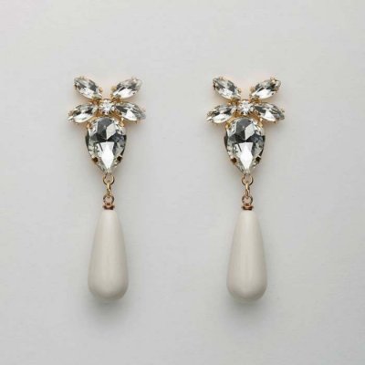 BOW19 Details - Stone Drop Earrings Off-White