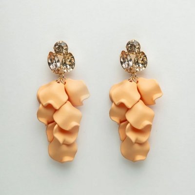 Bow19 Details - Leaf Stone Earrings Peach