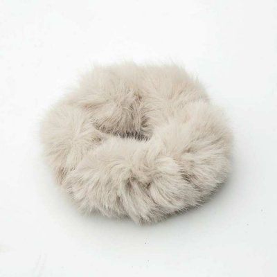 BOW19 Details - Anais Scrunchie Off White