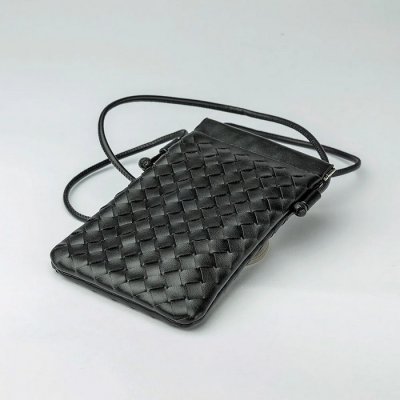 BOW19 Details - Phone Bag Black
